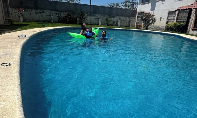 Acapulco House | "Cozy house with pool and amenities.