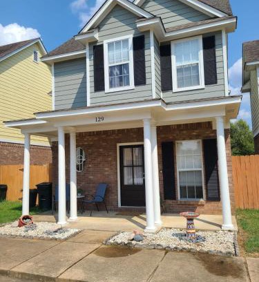 Oxford House | Cozy House near Ole Miss & M-Trade!