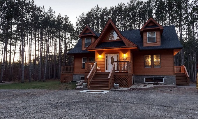 Necedah House | Cozy House