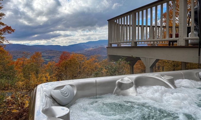 Warren House | Cozy house w/mountain views, hot tub, deck, woodstove, firepit, wifi, BBQ, A/C