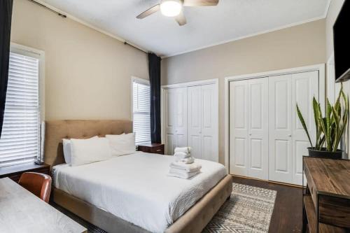 Freetown - Port Rico House | Cozy Lafayette Shared House-Private Bedroom Garden & Free Parking