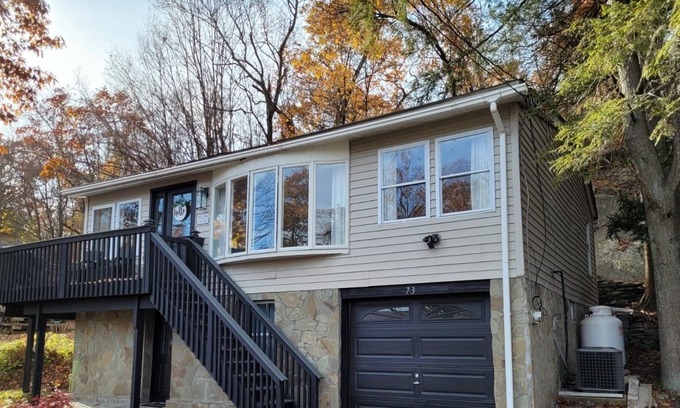 Greenwood Lake House | Cozy Lake House