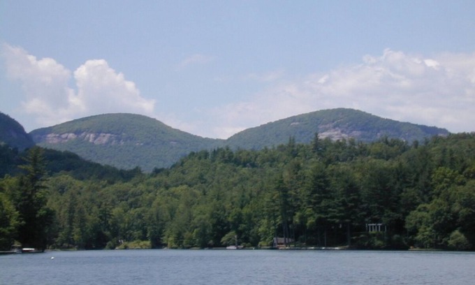 Lake Toxaway House | Cozy Lakefront Toxaway Home with Beautiful view. Pet-Friendly!