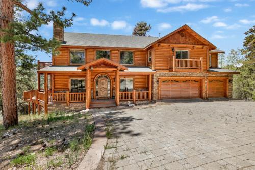 Fawnskin House | Cozy lakeview hideaway #2261