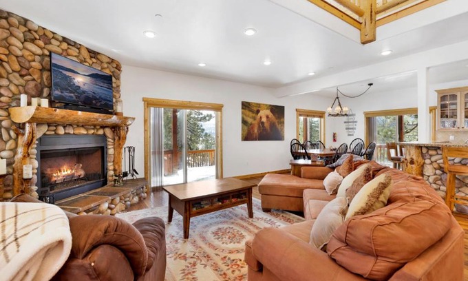 Fawnskin Ski Chalet | Cozy Lakeview Hideaway by Big Bear Vacations Amazing Fawnskin Log Cabin Chalet