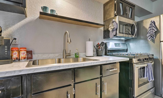 Mesilla Park Apartment | Cozy Las Cruces Apt on Pecan & Horse Farm!