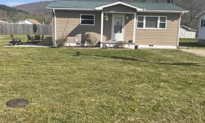 Lookout Valley Neighborhood Association House | Cozy little house just 10 min from downtown Chattanooga