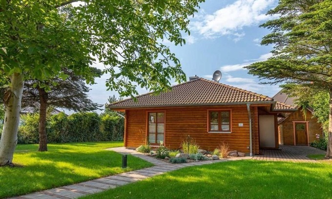 Born auf dem Darss House | Cozy living in the wooden cottage.