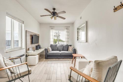 South of Fifth Apartment | Cozy Miami Beach Apartment Less Than 1 Mi to Ocean!