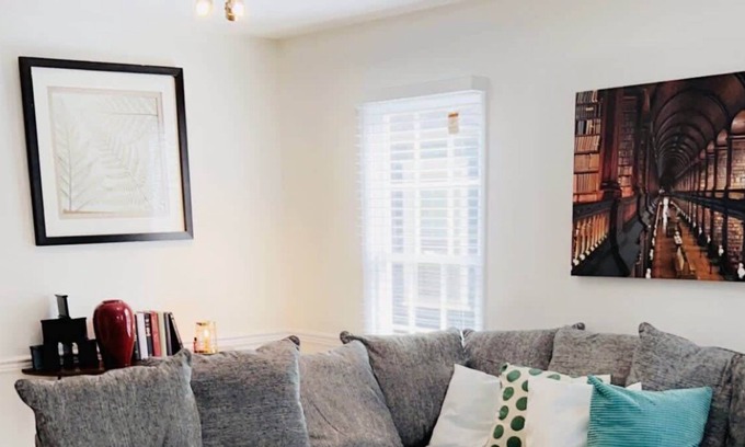 Piedmont Heights Apartment | Cozy Midtown Townhouse, Steps From Piedmont Park