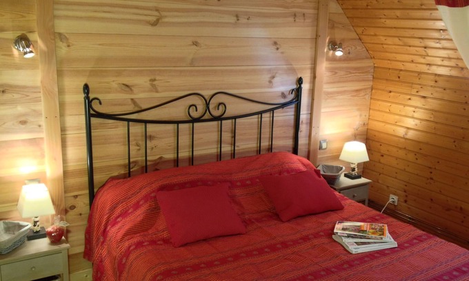Saint-Jacques-des-Blats Other | Cozy mountain gîte