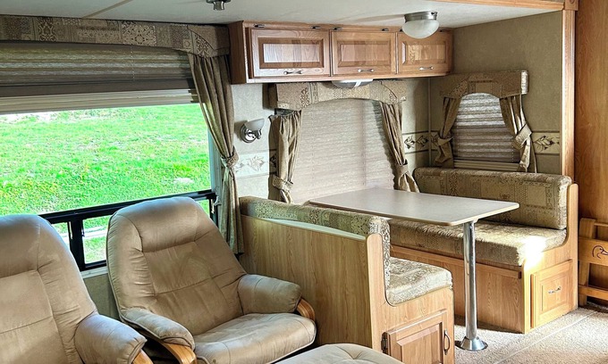Beaver House | Cozy mobile home in Lake Pleasant Beaver. 10 minutes to Forks - twilight.