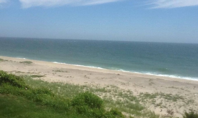 Tom Nevers House | Cozy Nantucket Beach Front Cottage Beautifully Decorated And Furnished