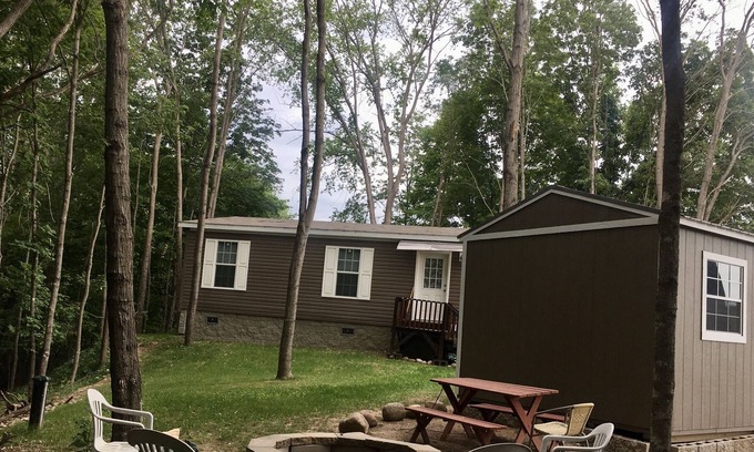 Cumberland House | Cozy new home on ridgetop in the woods!