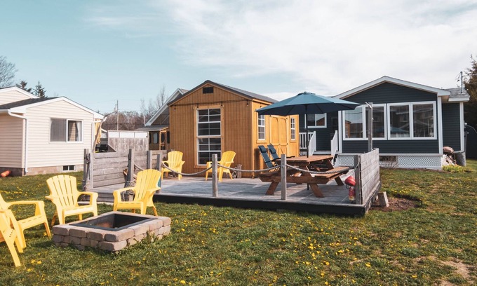 Grand Barachois Cottage | Cozy Oceanside Cottage with Private Beach Access