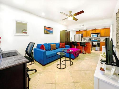 Oak Creek Apartment | Cozy & Peaceful Sedona Condo with Pool, walk to Restaurants, Shops & Hiking Nearby