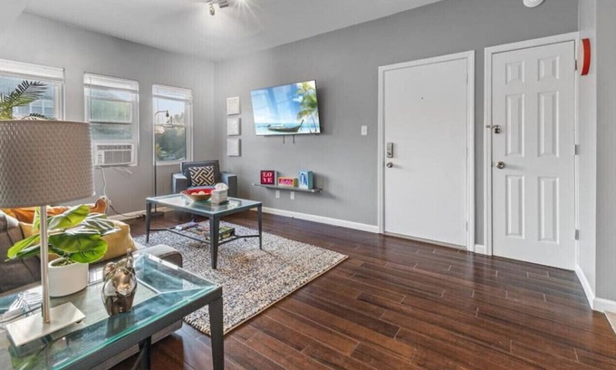 Meridian-Kessler Apartment | Cozy Pet-Friendly Close to Convention & Hospitals