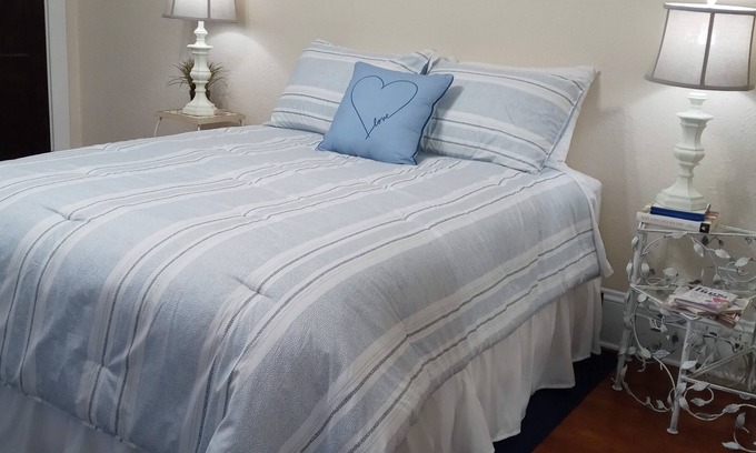 Winter Garden Cottage | Cozy Private Guest Suite Historic Downtown Winter Garden