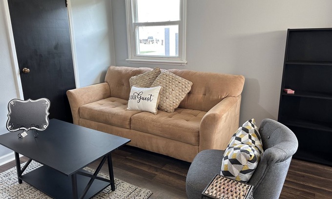 Loves Park House | Cozy private home located 5 minutes from downtown!