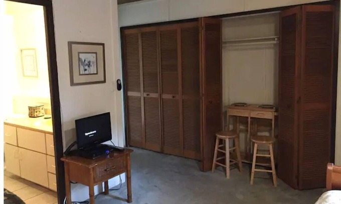 Princeville Apartment | Cozy Private Studio A/C - Princeville - Updated