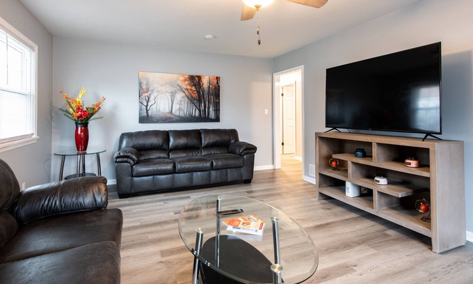 Bridgeport House | Cozy remodeled home, close to Louisville's attractions!