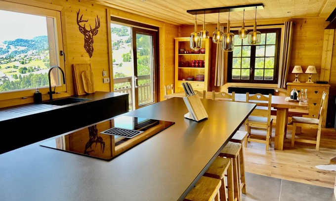 Flumet Ski Chalet | Cozy renovated chalet, 4 bedrooms, terrace, wifi, parking, near village and ski-bus