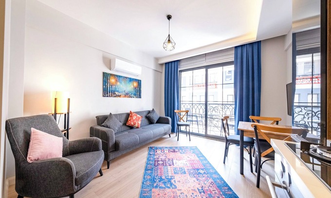 Fethiye Apartment | Cozy retreat in central Fethiye near marina