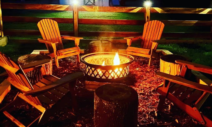 Tate House | Cozy retreat located on the bank of a rushing creek.