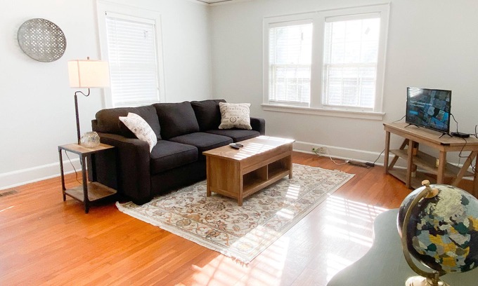 Shandon House | Cozy retreat near Williams Brice/Ft. Jackson/UofSC
