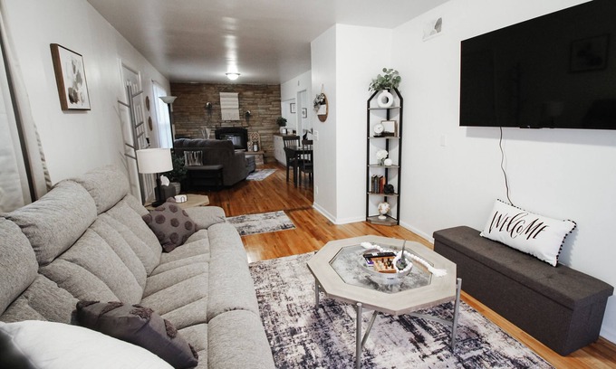 Wichita House | Cozy Retreat W/Treadmill, Fenced-in Yard & 3 TVs!