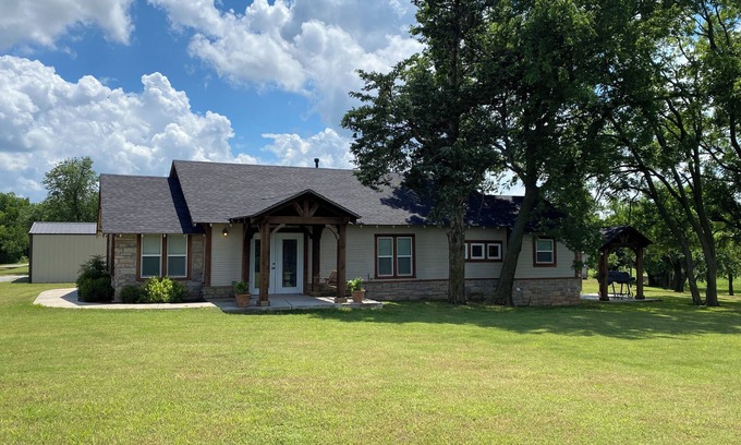 Wheatland Other | Cozy retreat with countryside views, Patch of Heaven is the place for you!