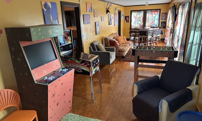 Southeast Raleigh House | Cozy Retro Game Filled Ranch Near Downtown