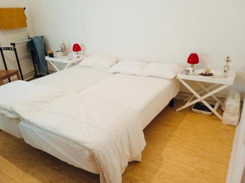 Oster House | Cozy room with beautiful nature in Husievägen 100-Malmo