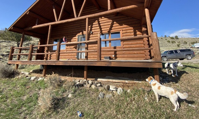 Dubois Cabin | Cozy Sagebrush Cabin - amazing views!