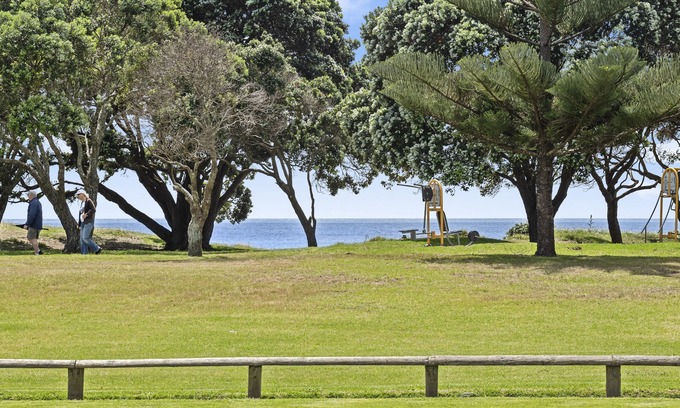 Orewa House | Cozy Seaside Beach House - Just Steps from the Ocean!