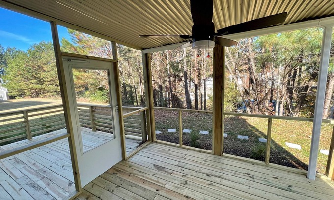 Church Street House | Cozy single-family home newly remodeled-10 mins from airport