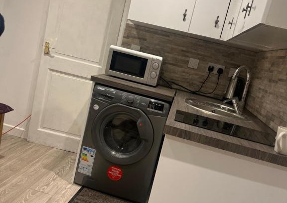 Peterborough Apartment | Cozy small studio