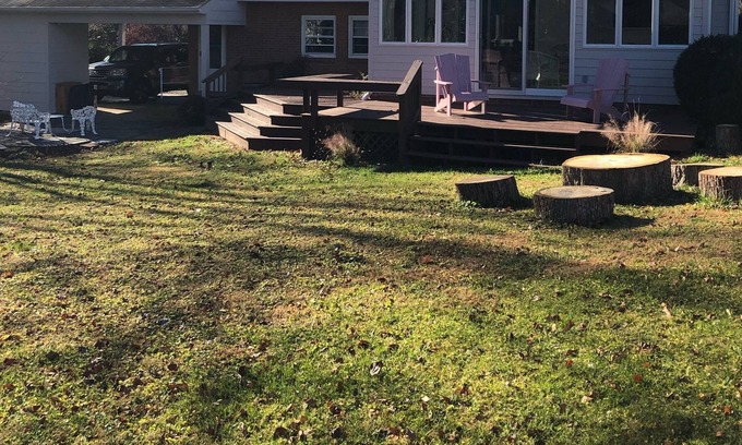 Rio Bed & Breakfast | Cozy stay in an updated colonial style house, ≈ 5 min drive to downtown and UVA