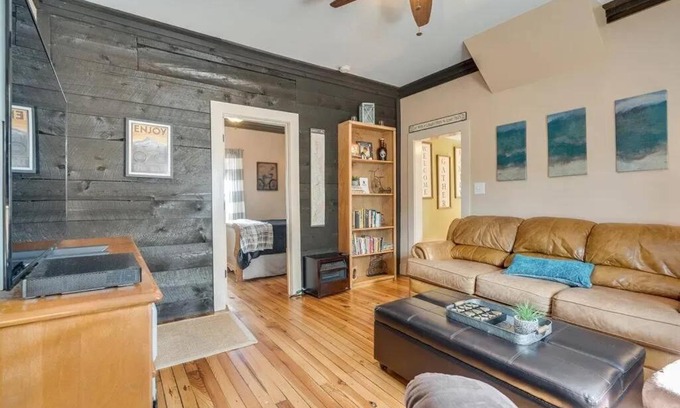 Damascus House | Cozy Stay in Damascus w Excellent Location