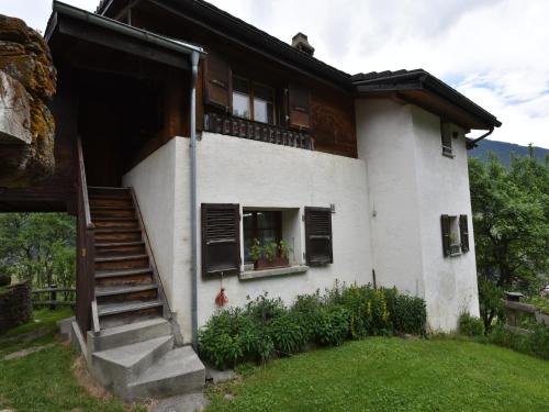Grengiols House | Cozy Stay near Aletsch