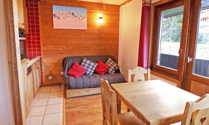 Meribel-Mottaret Apartment | Cozy Studio in Central Location - Ski-In/Ski-Out