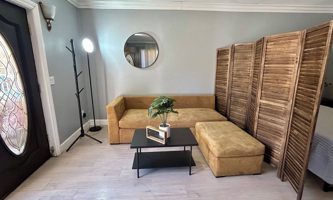 Hacienda Heights Apartment | Cozy studio in wonderful Hacienda Heights with WiFi, AC