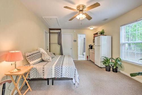 Beaufort Apartment | Cozy Studio with Yard, 6 Miles to Dwtn Beaufort!