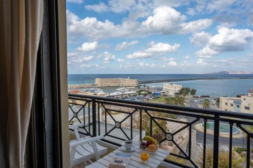 Heraklion Apartment | Cozy stylish sea view apartment
