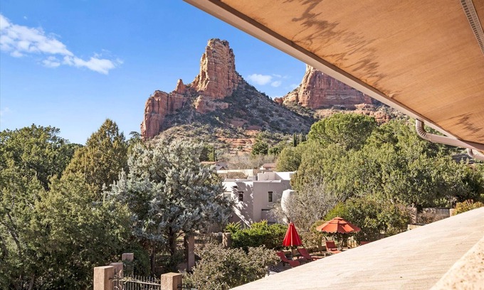 Oak Creek Apartment | Cozy suite in the Village of Oak Creek, a short distance to Bell Rock