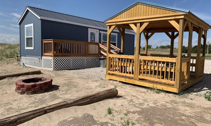 Whitetail House | Cozy Tiny house at Lake McCognaughy