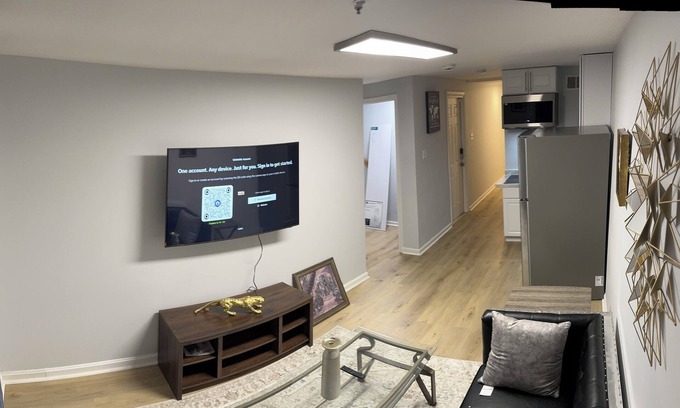 Montpelier House | Cozy townhome with WiFi and AC in lovely Laurel