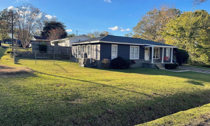 Starkville House | Cozy two bedroom home with large covered deck