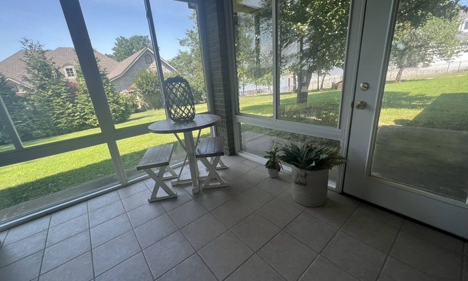 Grove House | Cozy two bedroom tucked in a quiet luxury neighborhood. Near water!