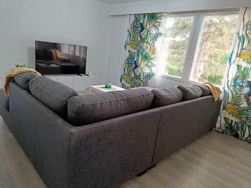 Turku Apartment | Cozy two-room apartment in semi-detached house in the Impivaara environment
